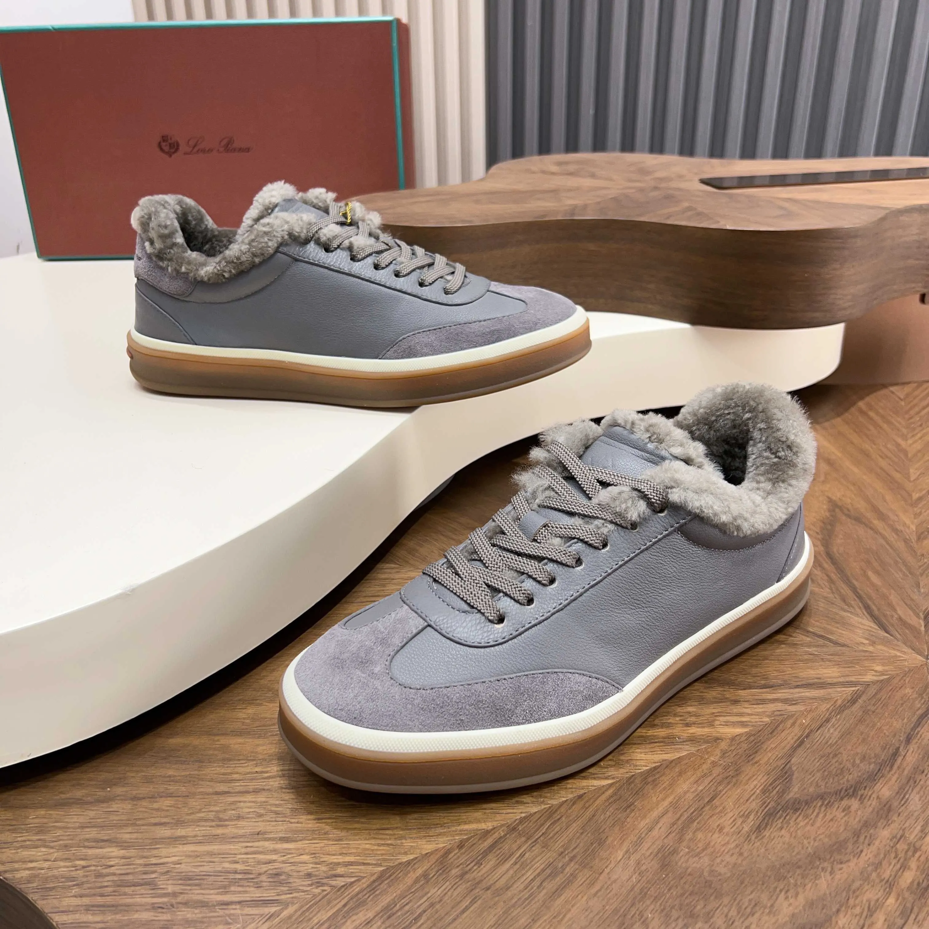 💰740 Loro Piana - Classic casual wool shoes, men's lace-up casual shoes and sneakers, high-quality lightweight and comfortable fabrics, suitable for outdoor leisure, the color is young and energetic, and it looks great with sportswear or casual suits! Code number: 39-44 (45, 46, can be customized)